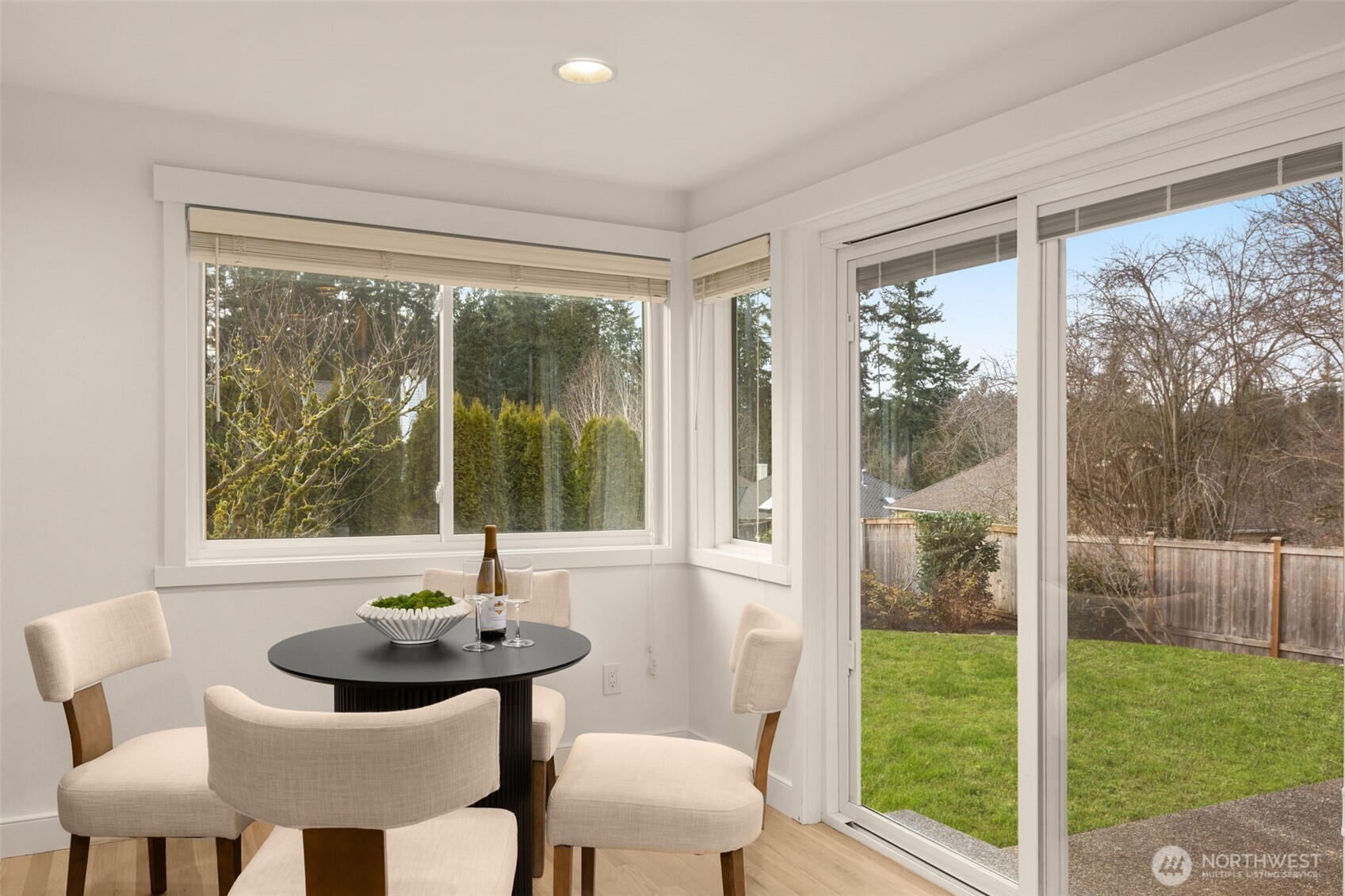 26018 SE 38th Court , Sammamish, WA 98029