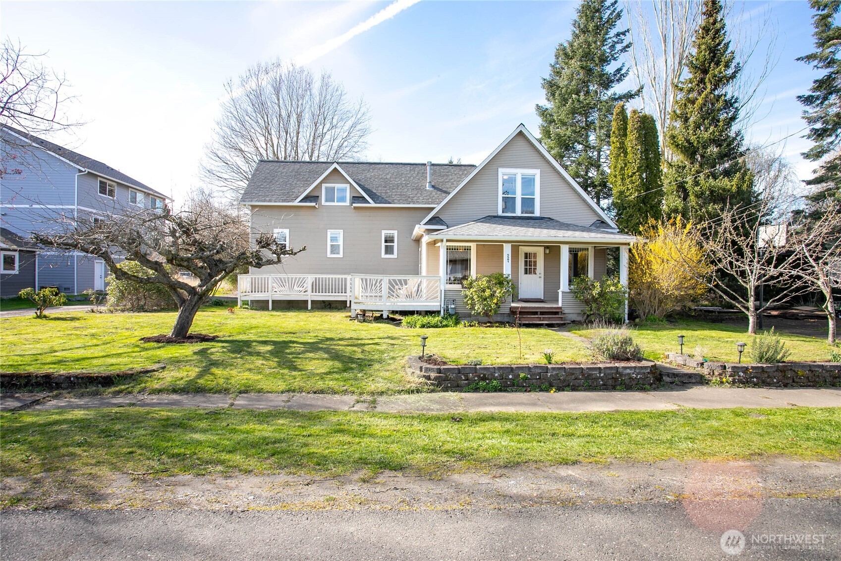 5581 2nd Avenue , Ferndale, WA 98248