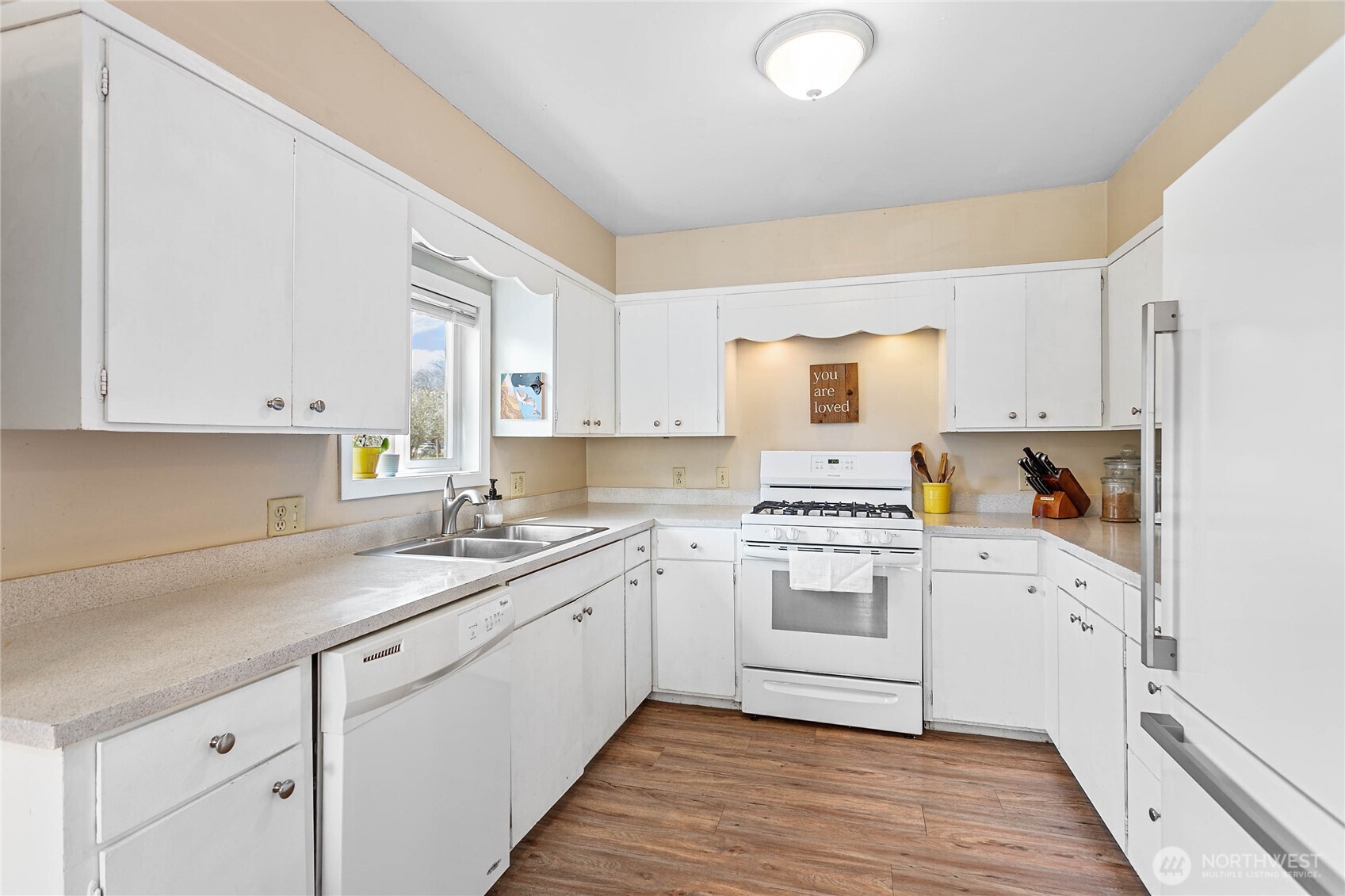 5581 2nd Avenue , Ferndale, WA 98248