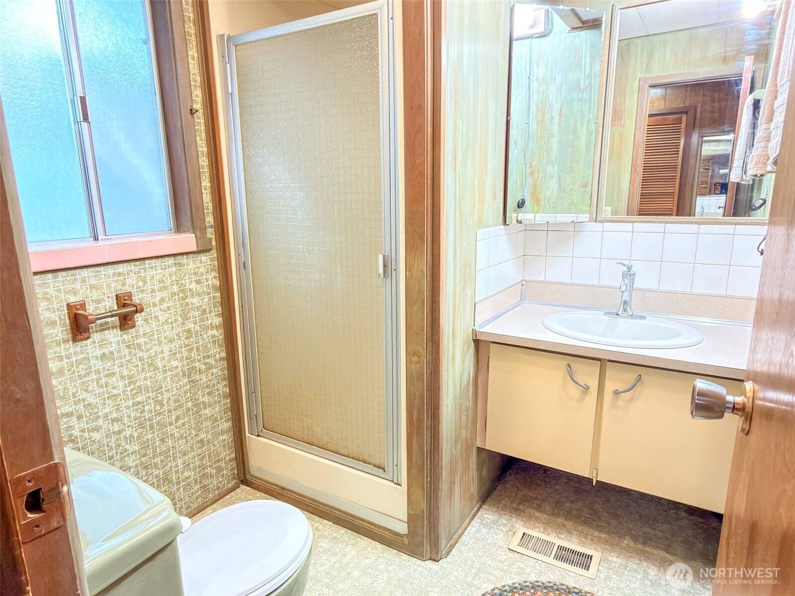 331 7th Avenue , Port Hadlock, WA 98339