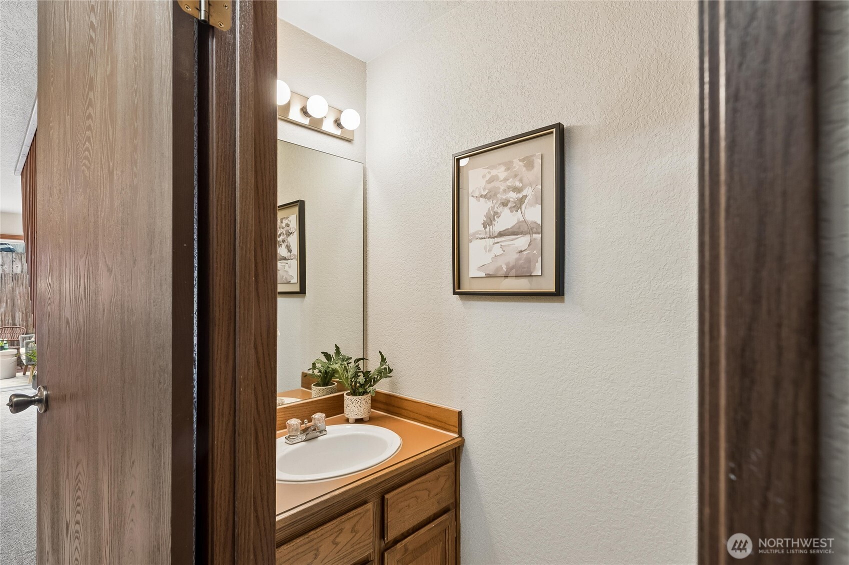 9732 Ashworth Avenue N, Seattle, WA 98103