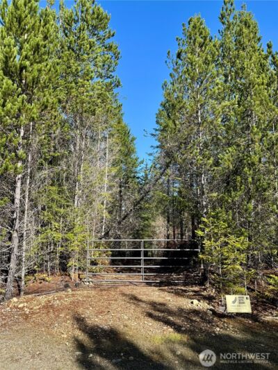 151 E Amy Court , Shelton, WA 98584-6667 - Photo 2