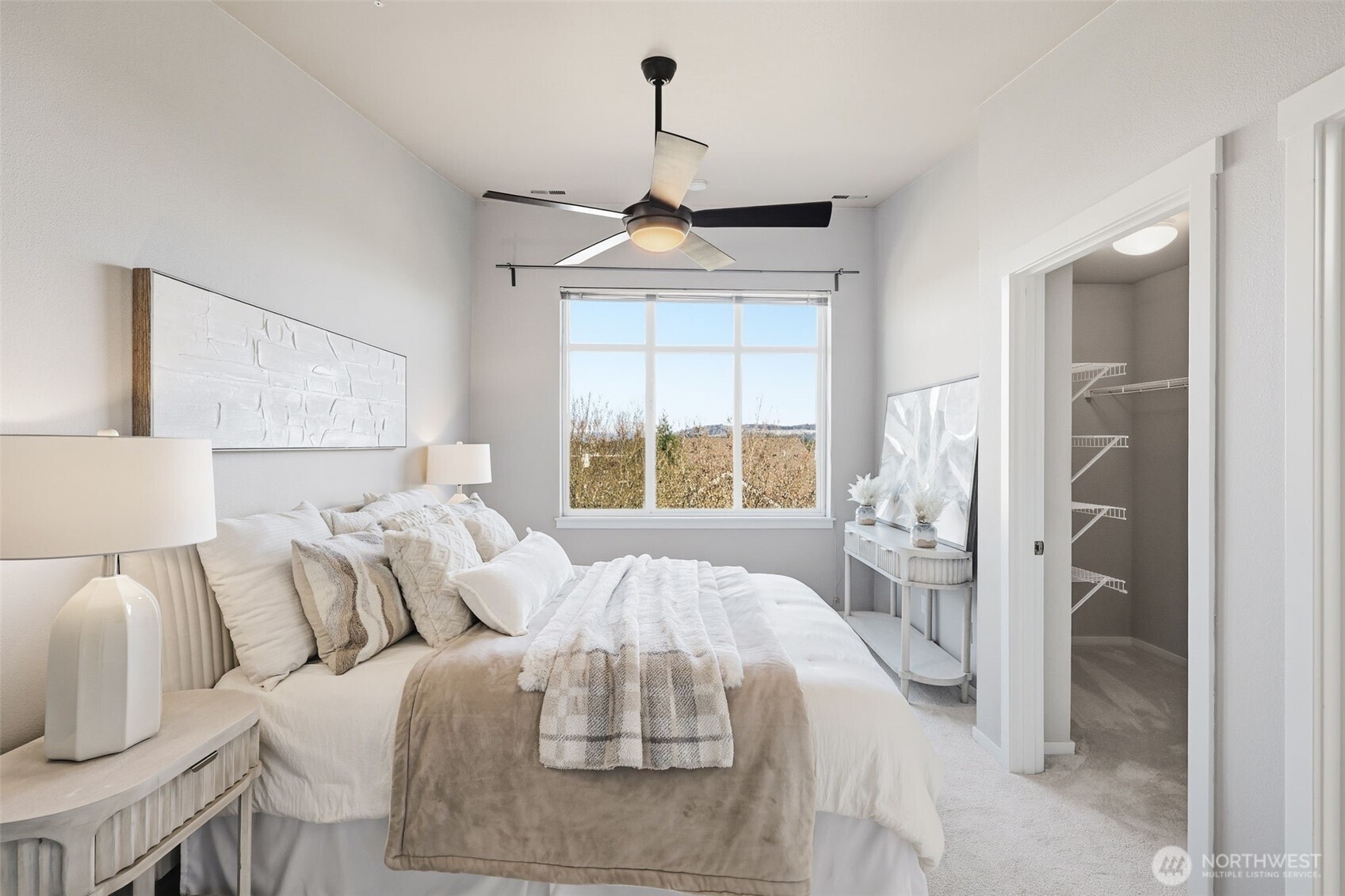 129 Cougar Ridge Rd NW #1404, Issaquah, WA 98027