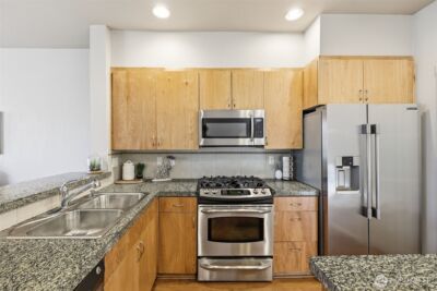 129 Cougar Ridge Rd NW #1404, Issaquah, WA 98027 - Photo 8