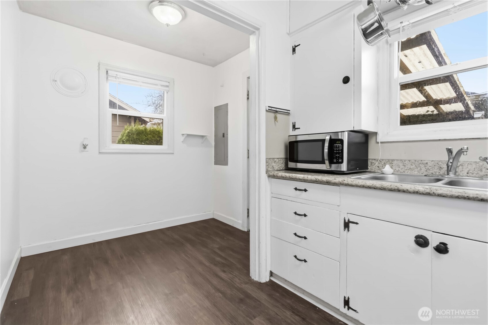 463 26th Avenue , Longview, WA 98632