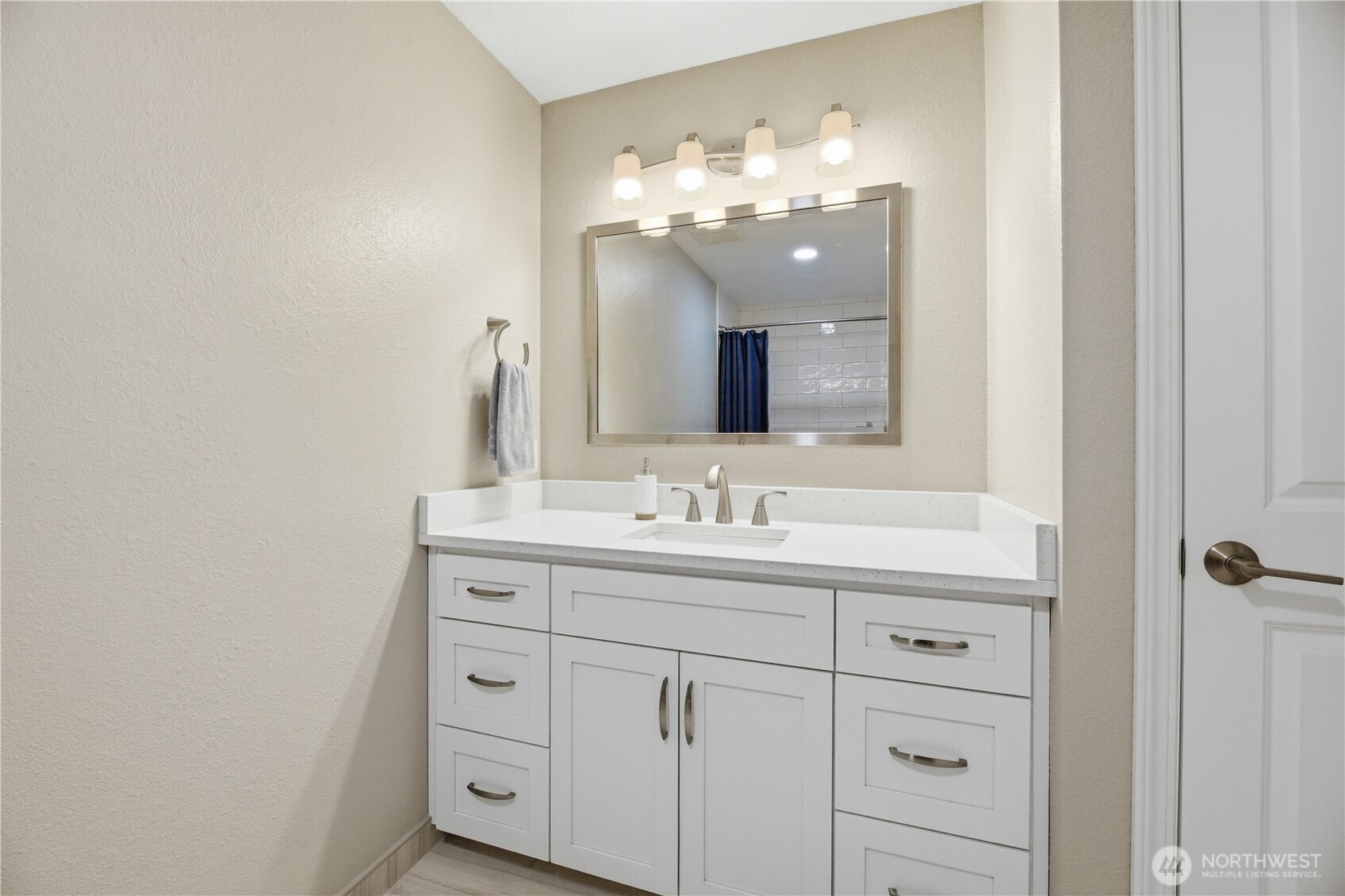 29819 5th Avenue SW, Federal Way, WA 98023