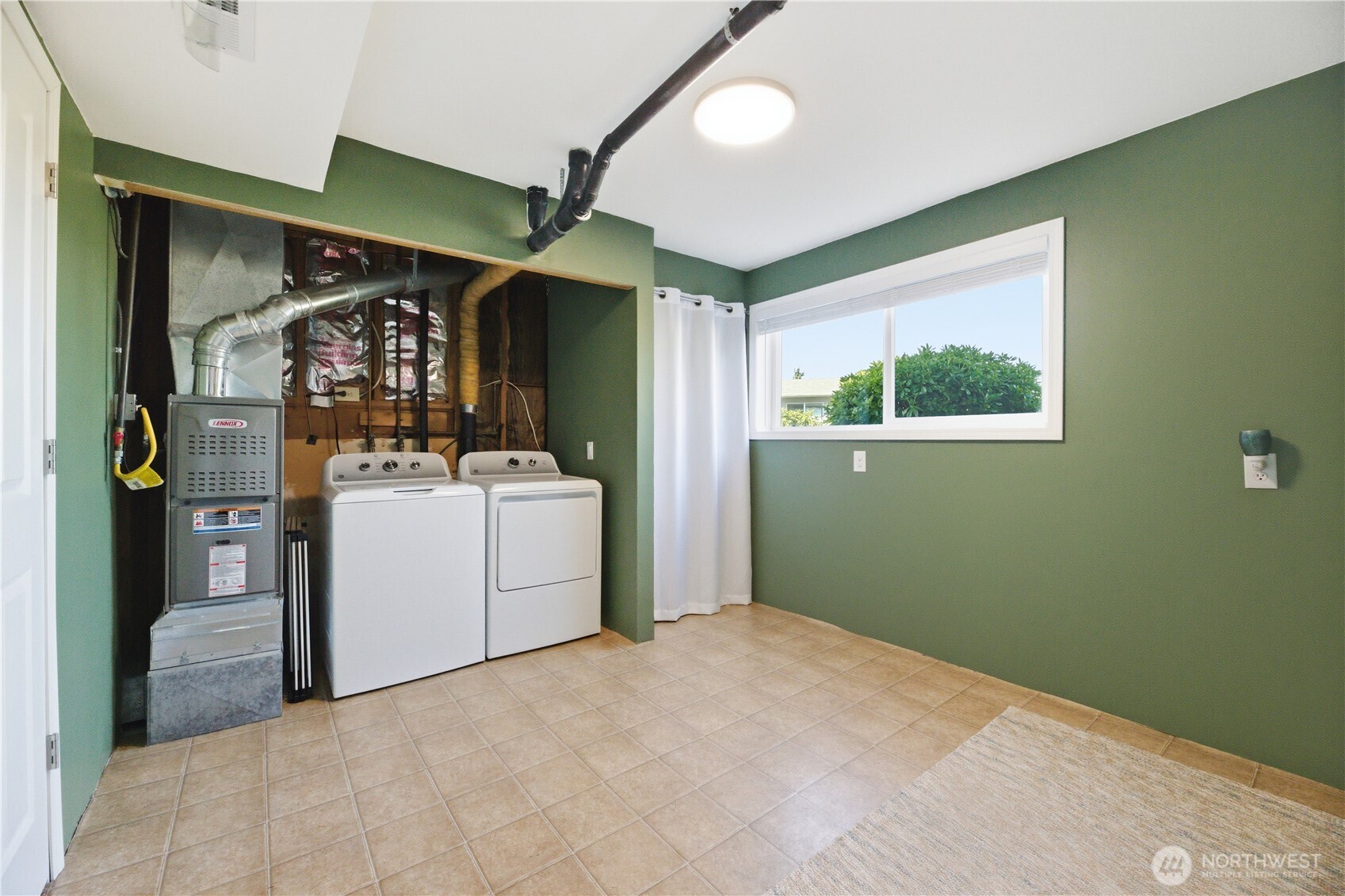 29819 5th Avenue SW, Federal Way, WA 98023