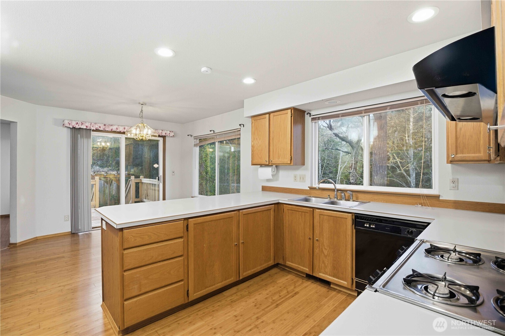 1010 NW calypso Circle , Silverdale, WA 98383