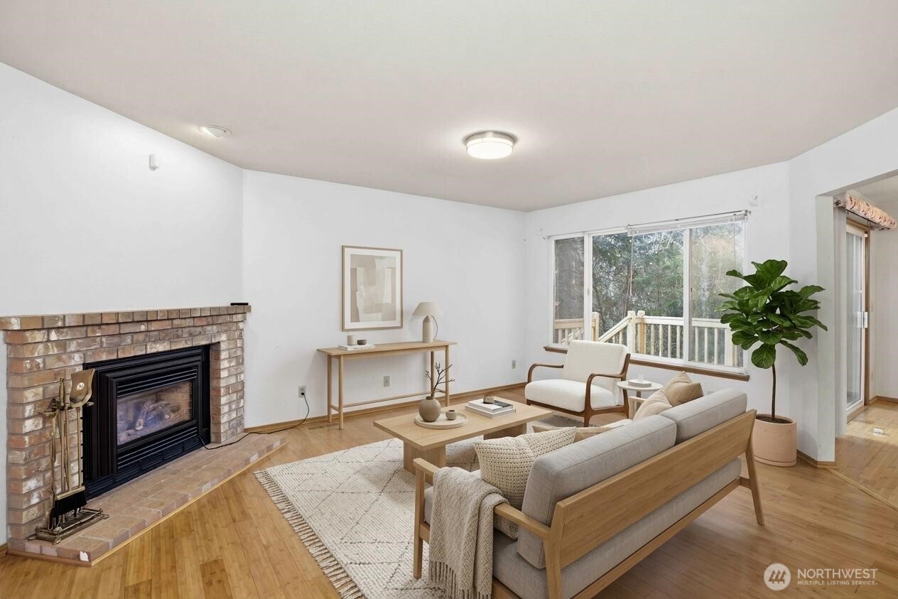 1010 NW calypso Circle , Silverdale, WA 98383