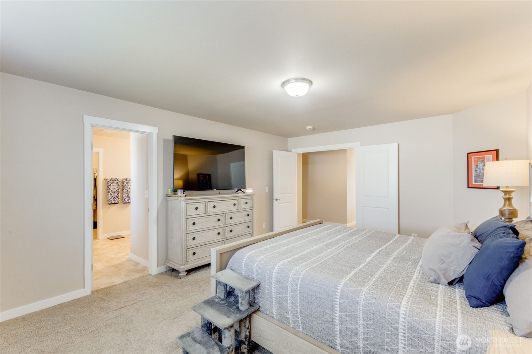 3092 Puget Meadow Loop NE, Lacey, WA 98516