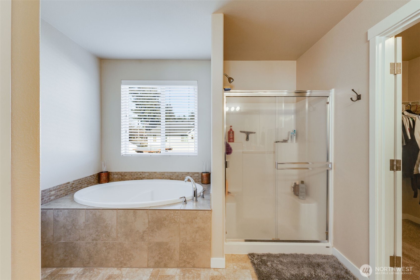 3092 Puget Meadow Loop NE, Lacey, WA 98516