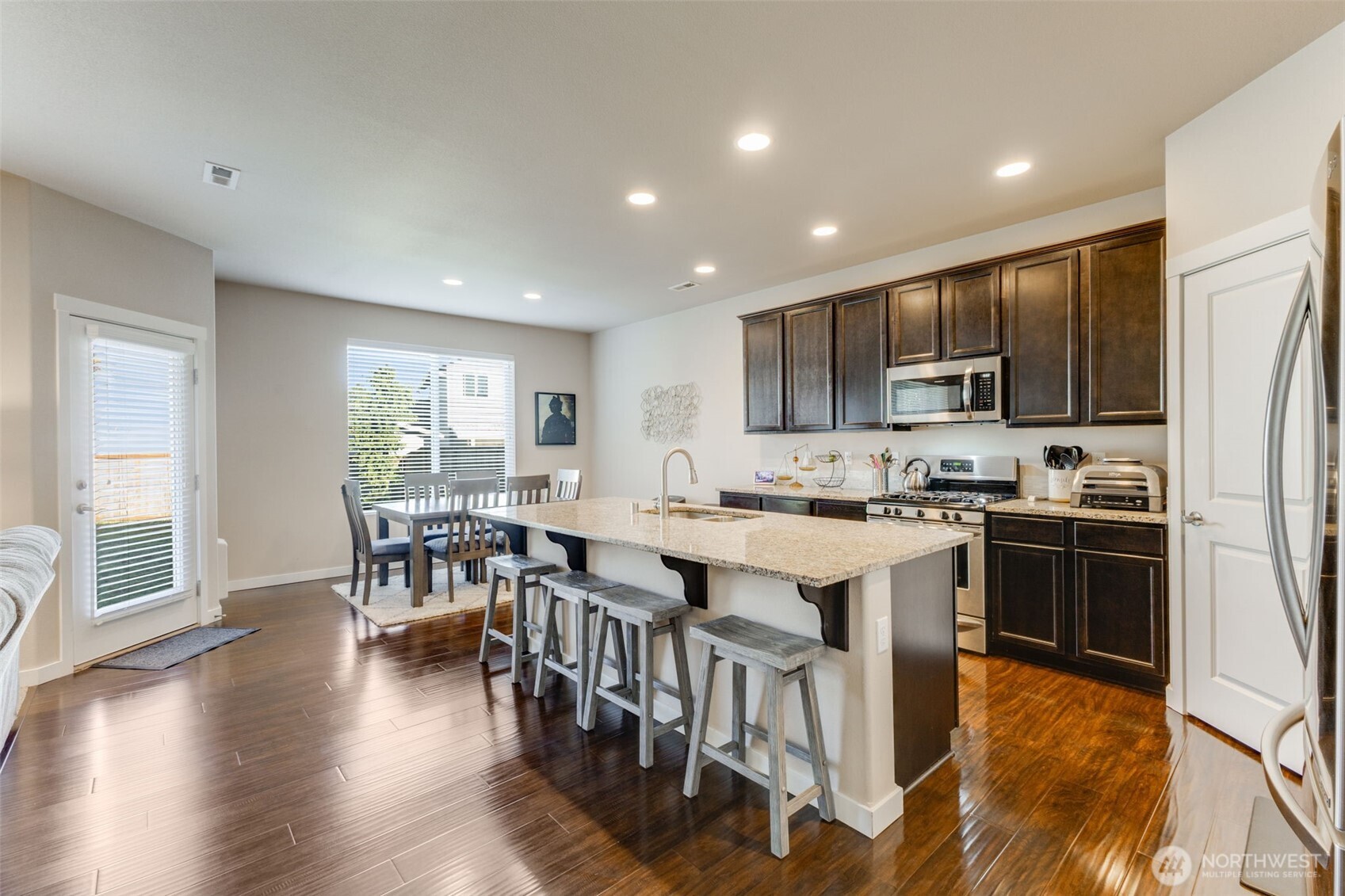 3092 Puget Meadow Loop NE, Lacey, WA 98516