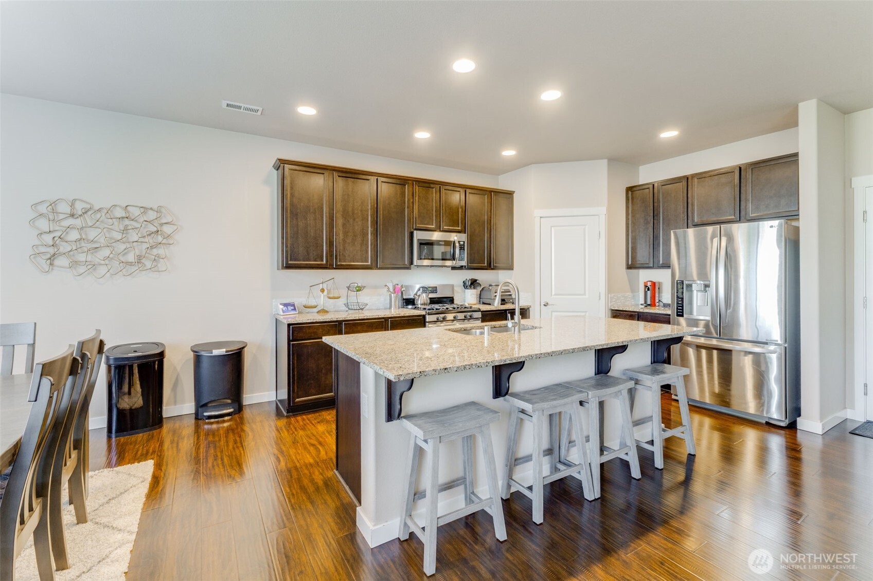 3092 Puget Meadow Loop NE, Lacey, WA 98516