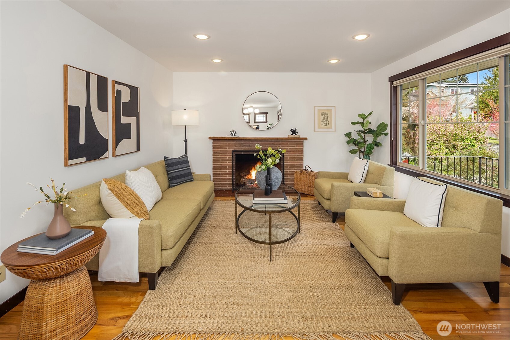 757 N 65th Street , Seattle, WA 98103