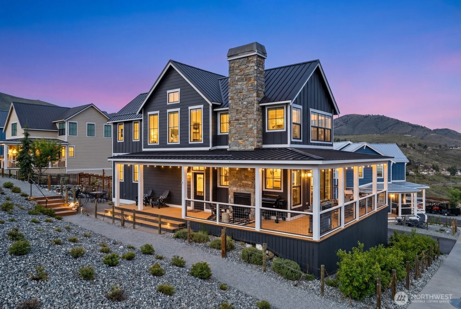 298 Bobcat Lane , Chelan, WA 98816