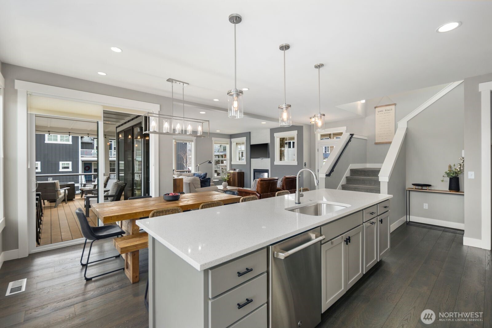 298 Bobcat Lane , Chelan, WA 98816