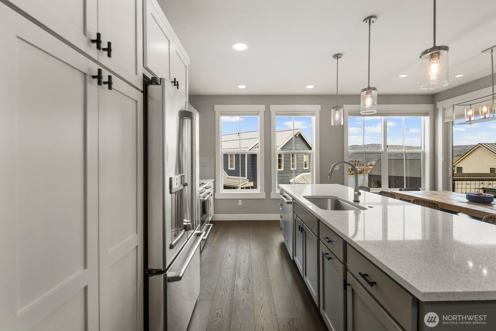 298 Bobcat Lane , Chelan, WA 98816