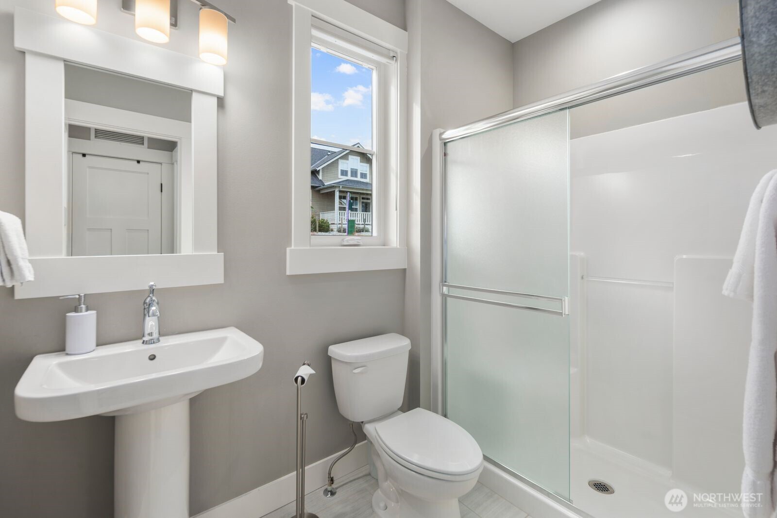 298 Bobcat Lane , Chelan, WA 98816