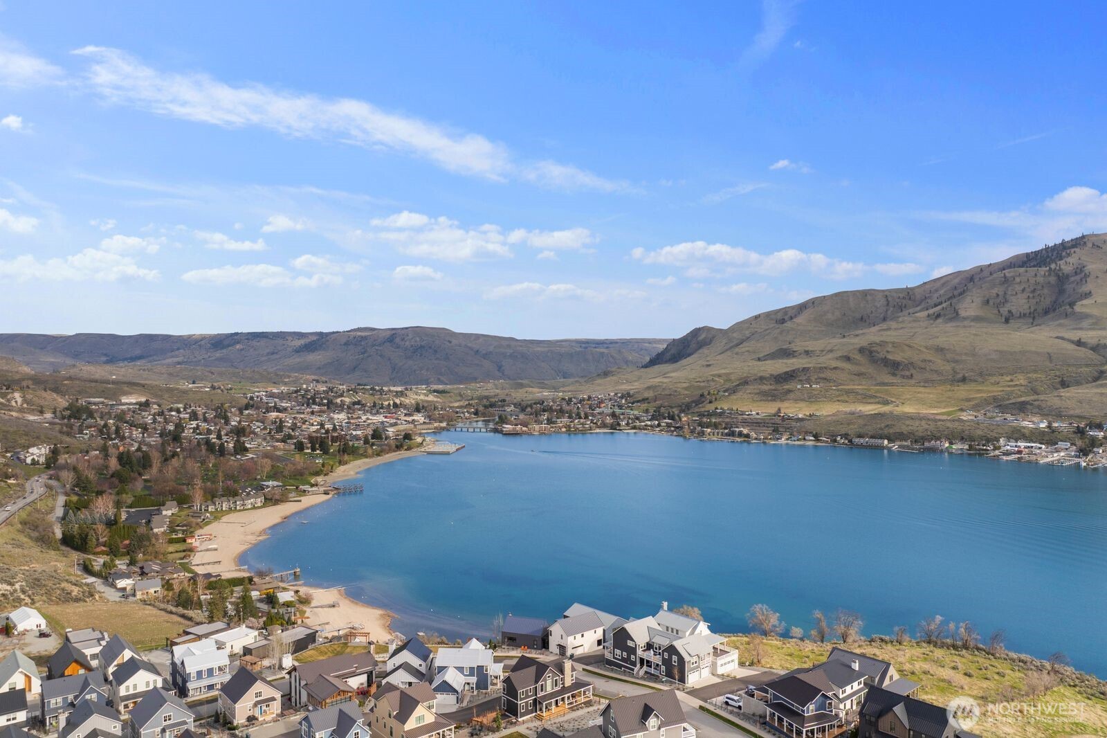 298 Bobcat Lane , Chelan, WA 98816