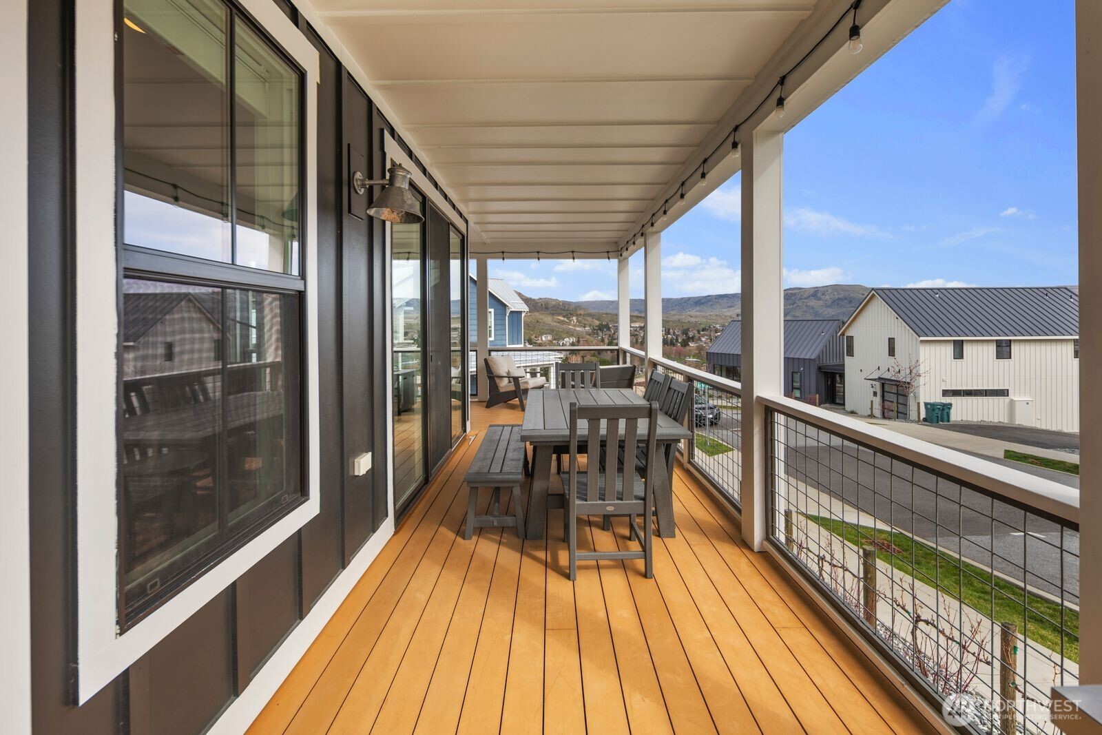 298 Bobcat Lane , Chelan, WA 98816