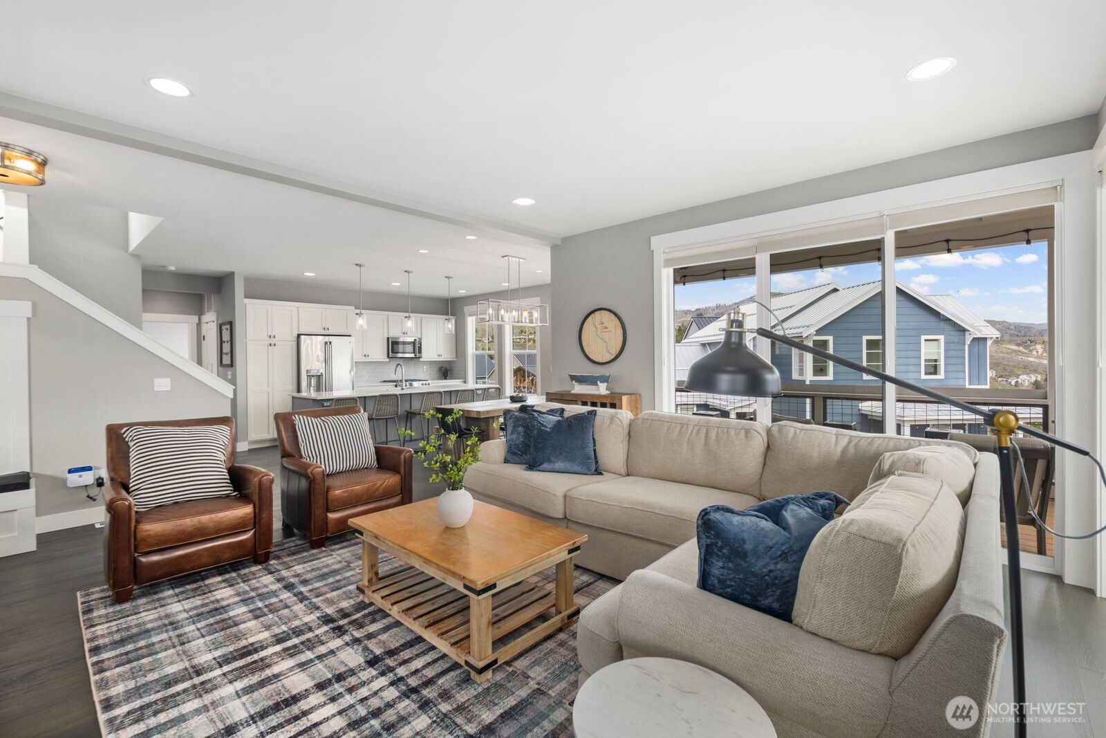 298 Bobcat Lane , Chelan, WA 98816