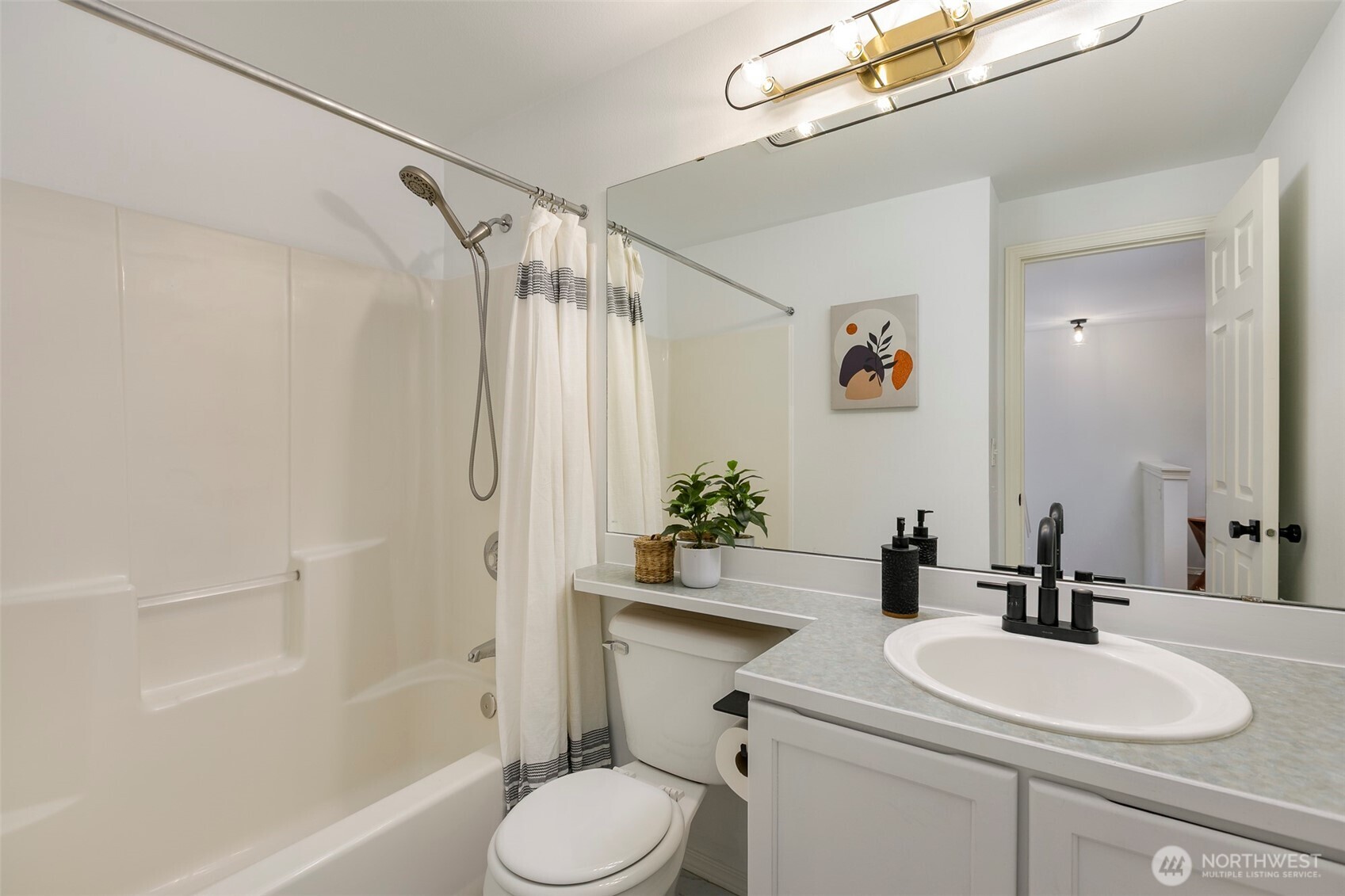 8828 238th Street SW #C3, Edmonds, WA 98026