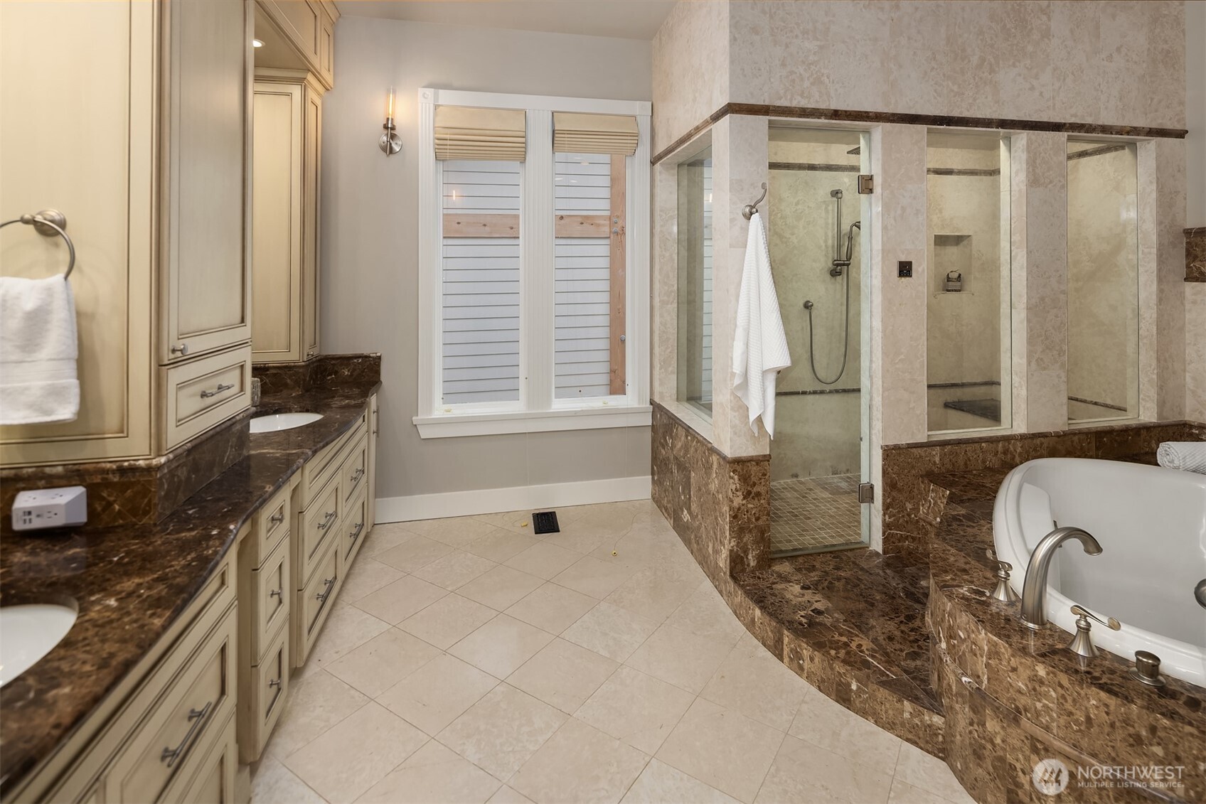 21219 SE 39th Street , Sammamish, WA 98075