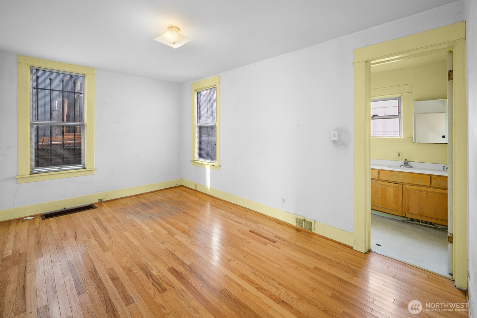 3226 S Edmunds Street , Seattle, WA 98118