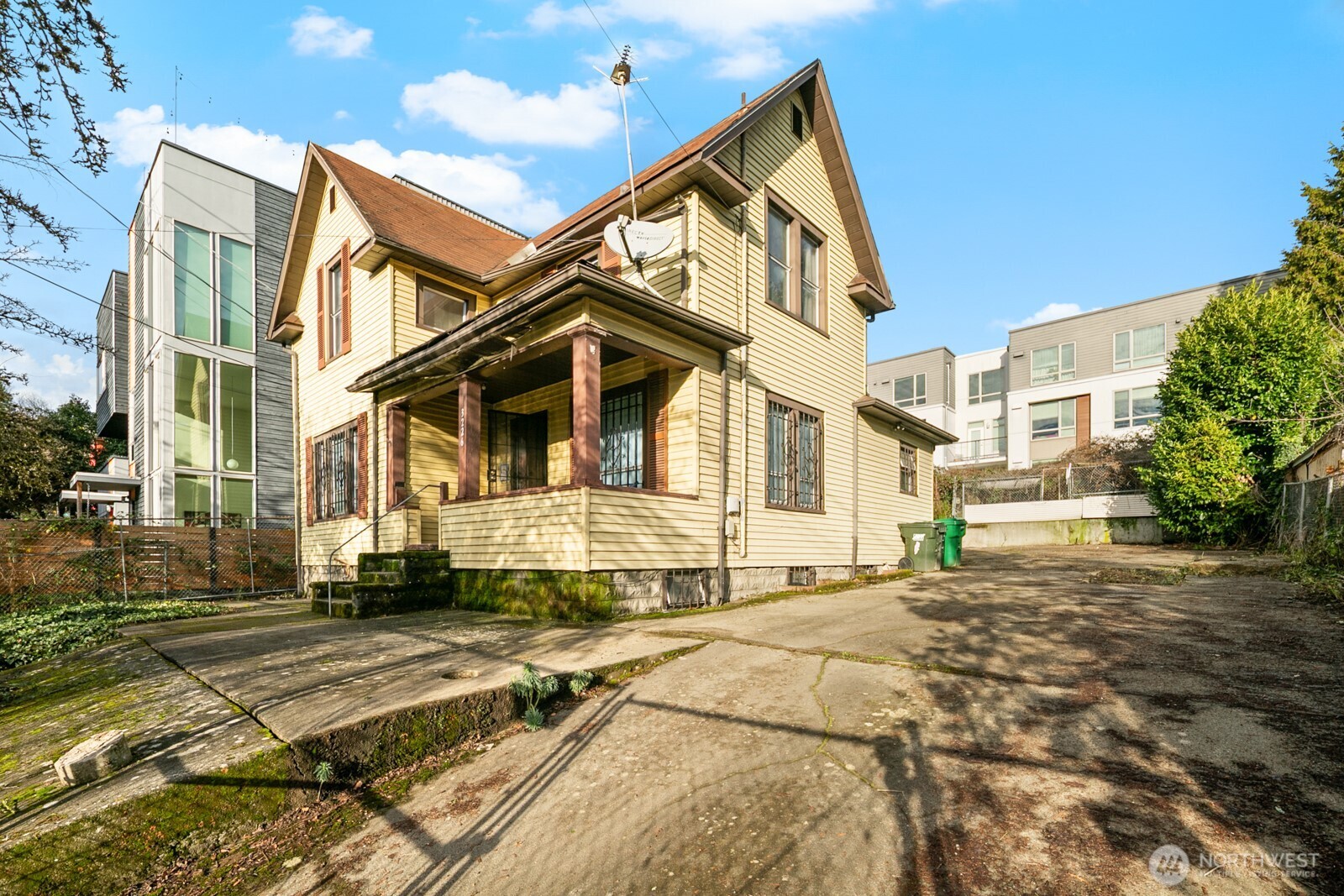 3226 S Edmunds Street , Seattle, WA 98118