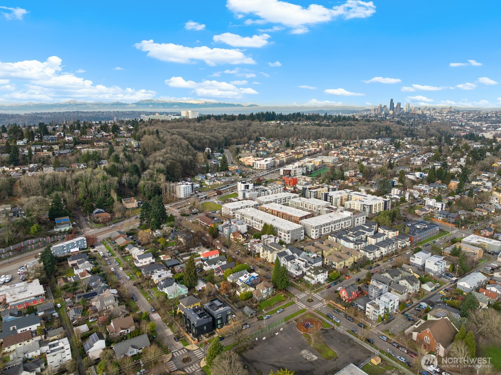 3226 S Edmunds Street , Seattle, WA 98118