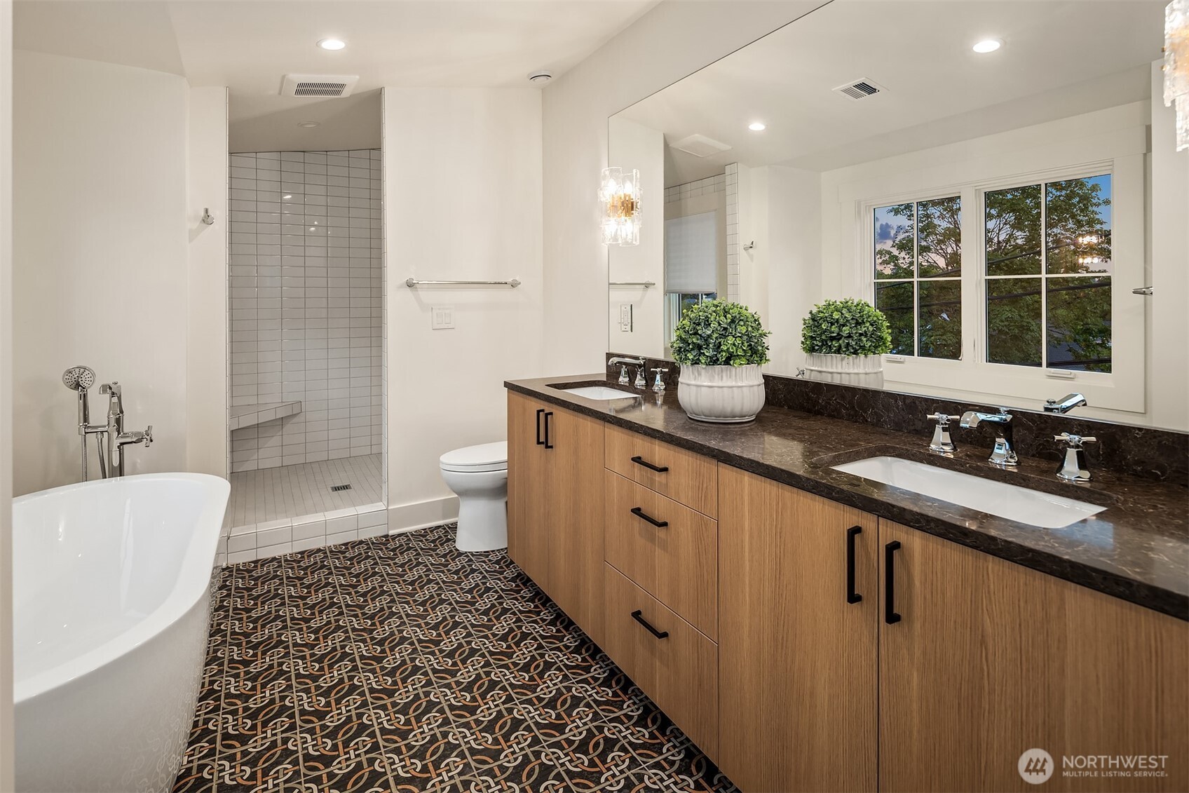 4402 Letitia Avenue S, Seattle, WA 98118