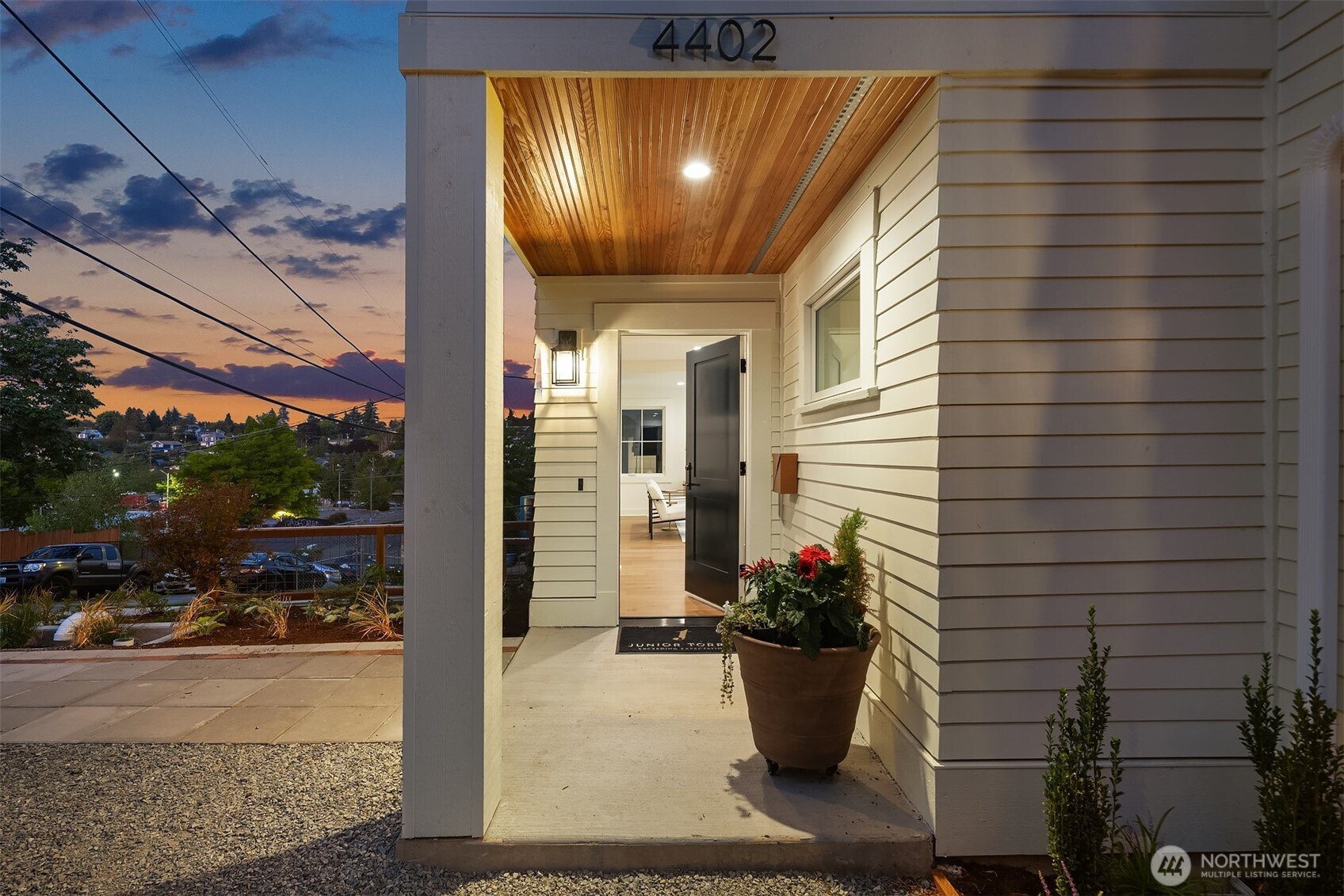 4402 Letitia Avenue S, Seattle, WA 98118