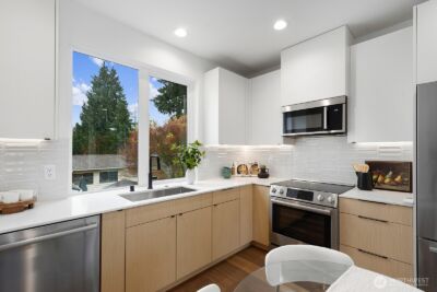 3216 47th Avenue SW, Seattle, WA 98116 - Photo 5