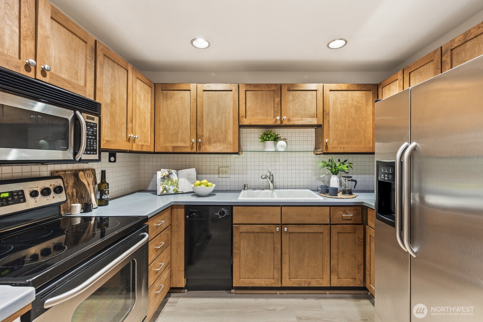 2350 10th Avenue E #227, Seattle, WA 98102