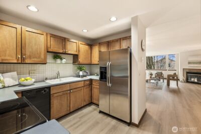 2350 10th Avenue E #227, Seattle, WA 98102 - Photo 10