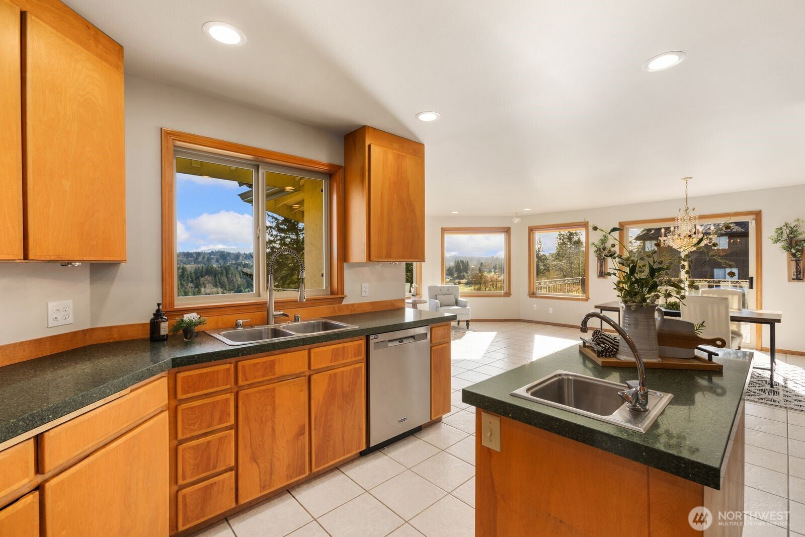 7429 129th DRIVE SE , Snohomish, WA 98290