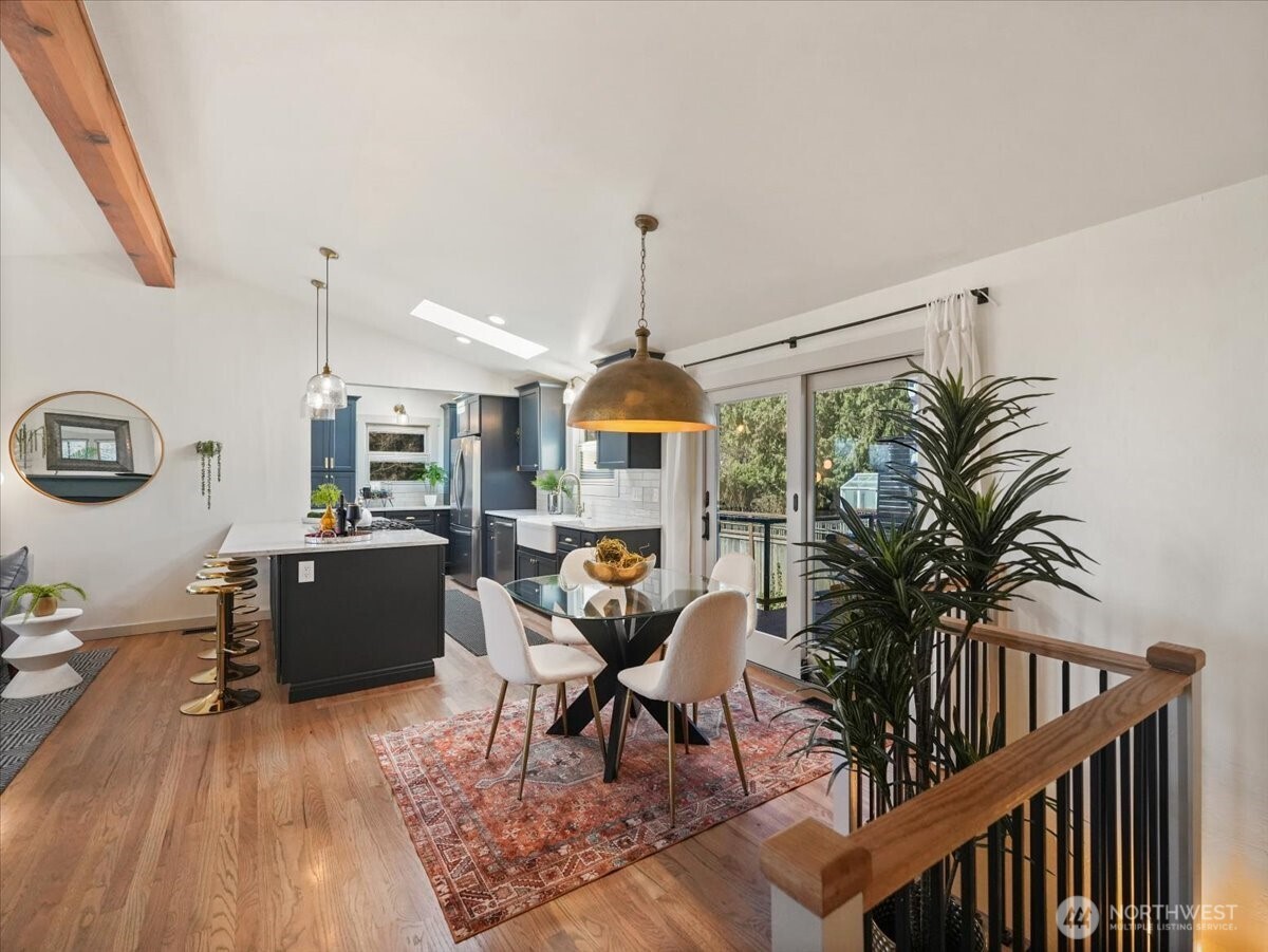 114 S 212th Street , Des Moines, WA 98198