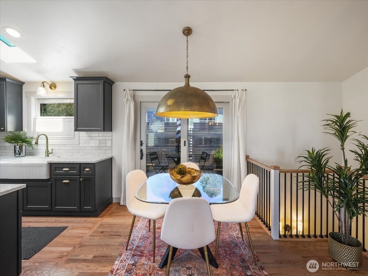 114 S 212th Street , Des Moines, WA 98198