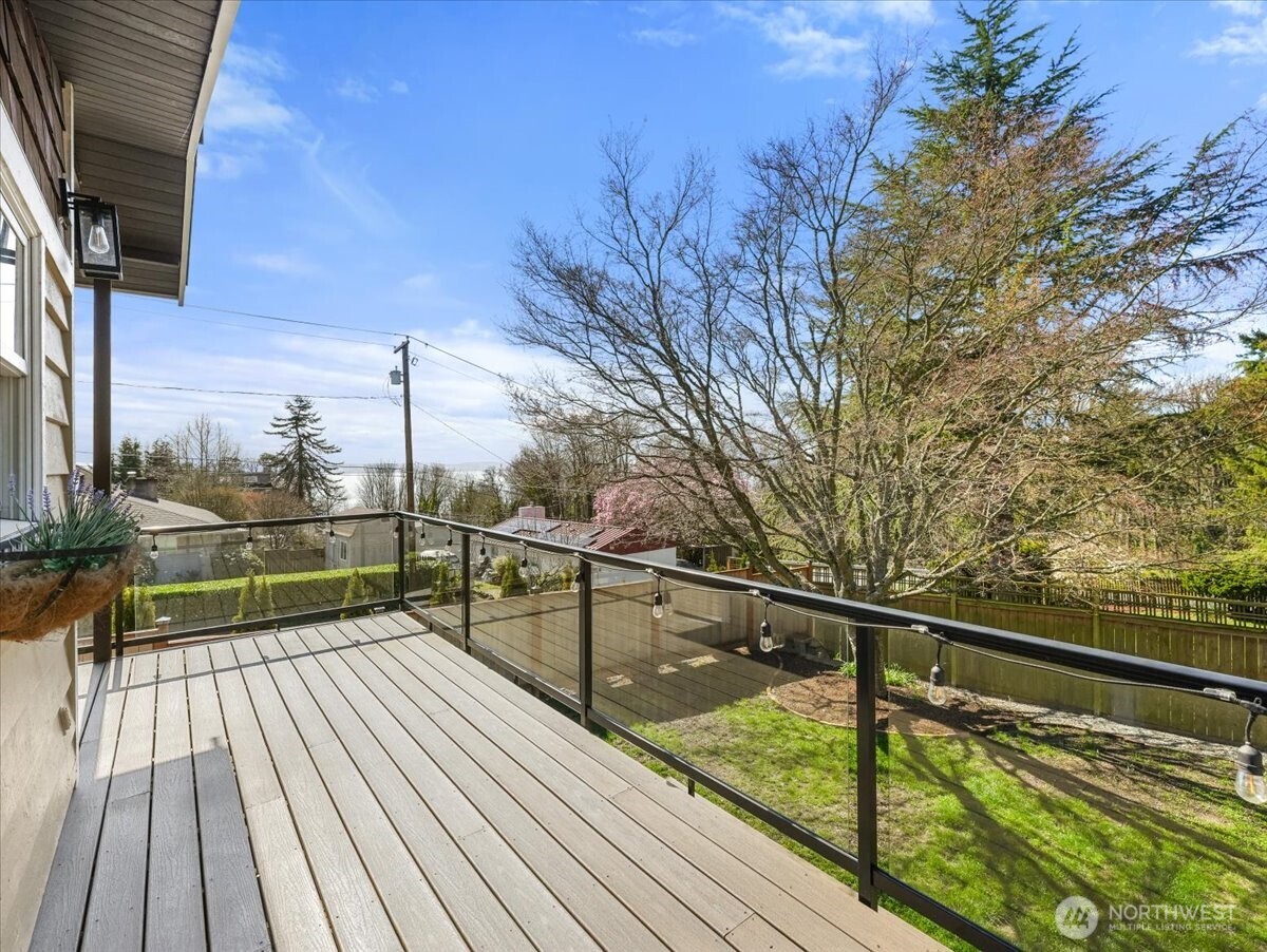 114 S 212th Street , Des Moines, WA 98198