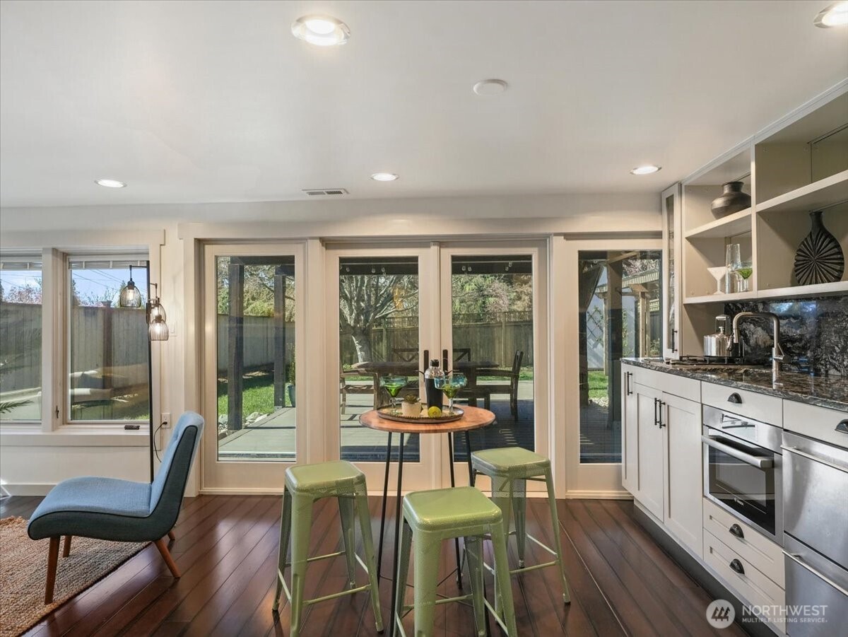 114 S 212th Street , Des Moines, WA 98198