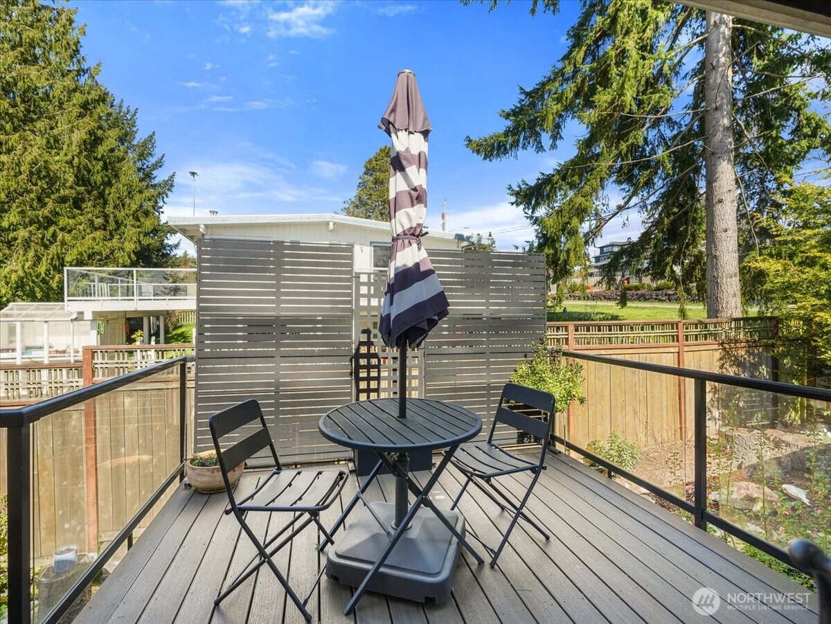 114 S 212th Street , Des Moines, WA 98198