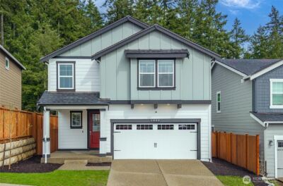 1081 SW Pendleton Way , Port Orchard, WA 98367