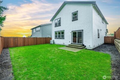 1081 SW Pendleton Way , Port Orchard, WA 98367 - Photo 33