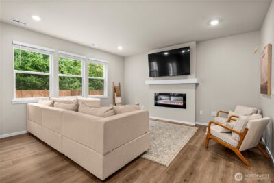1081 SW Pendleton Way , Port Orchard, WA 98367 - Photo 4