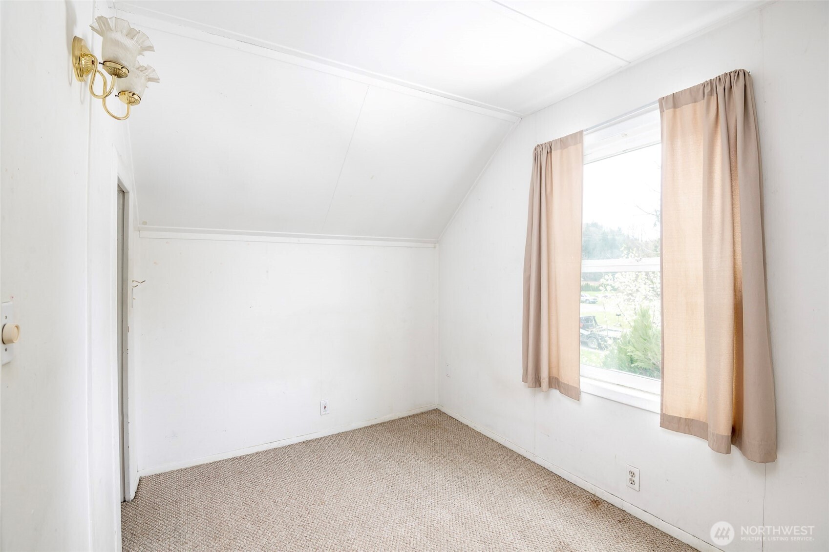 1219 21st Street SE, Puyallup, WA 98372