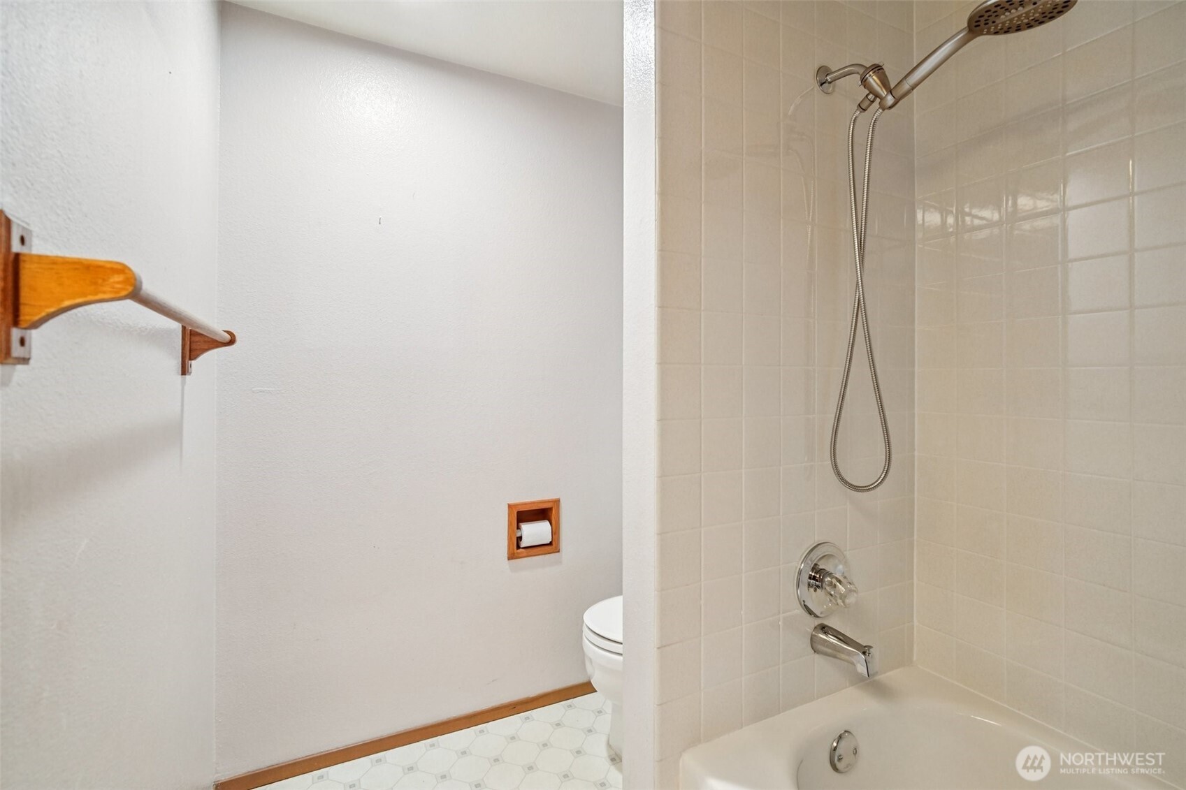 21428 124th Avenue SE, Kent, WA 98031