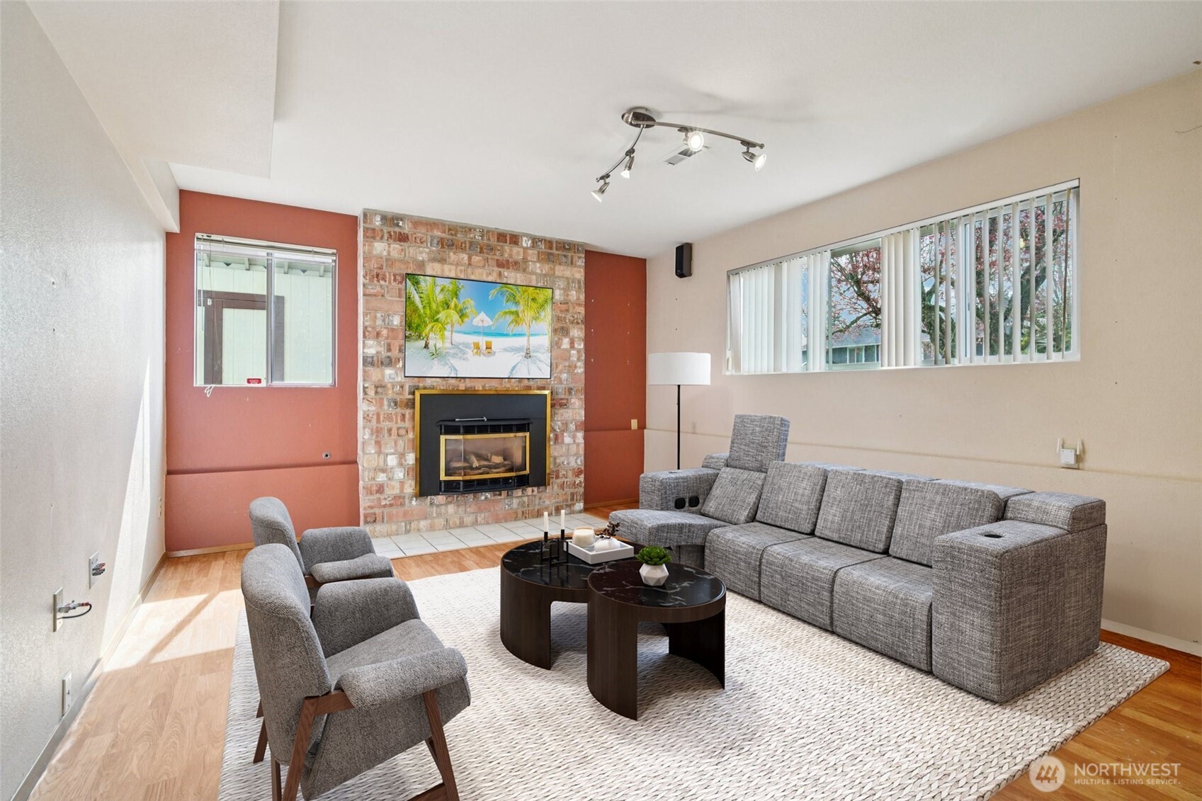 21428 124th Avenue SE, Kent, WA 98031