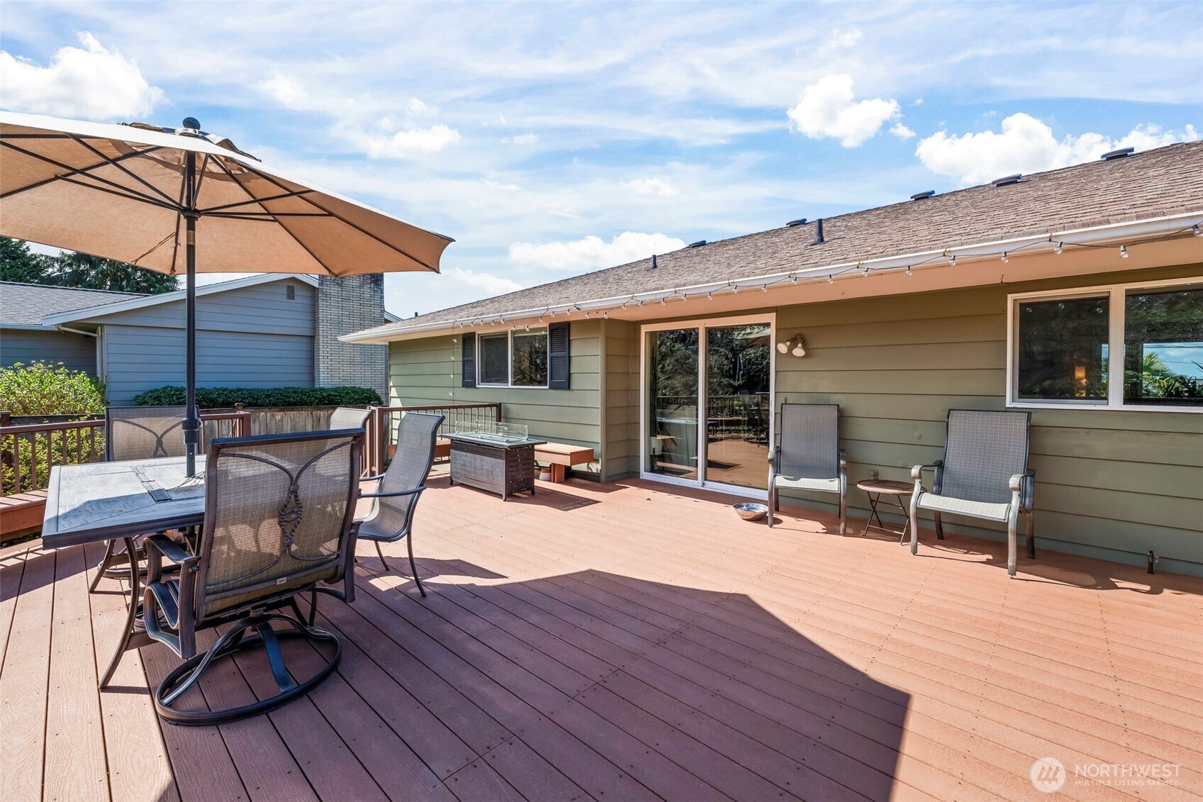 1841 N Lenore Drive , Tacoma, WA 98406