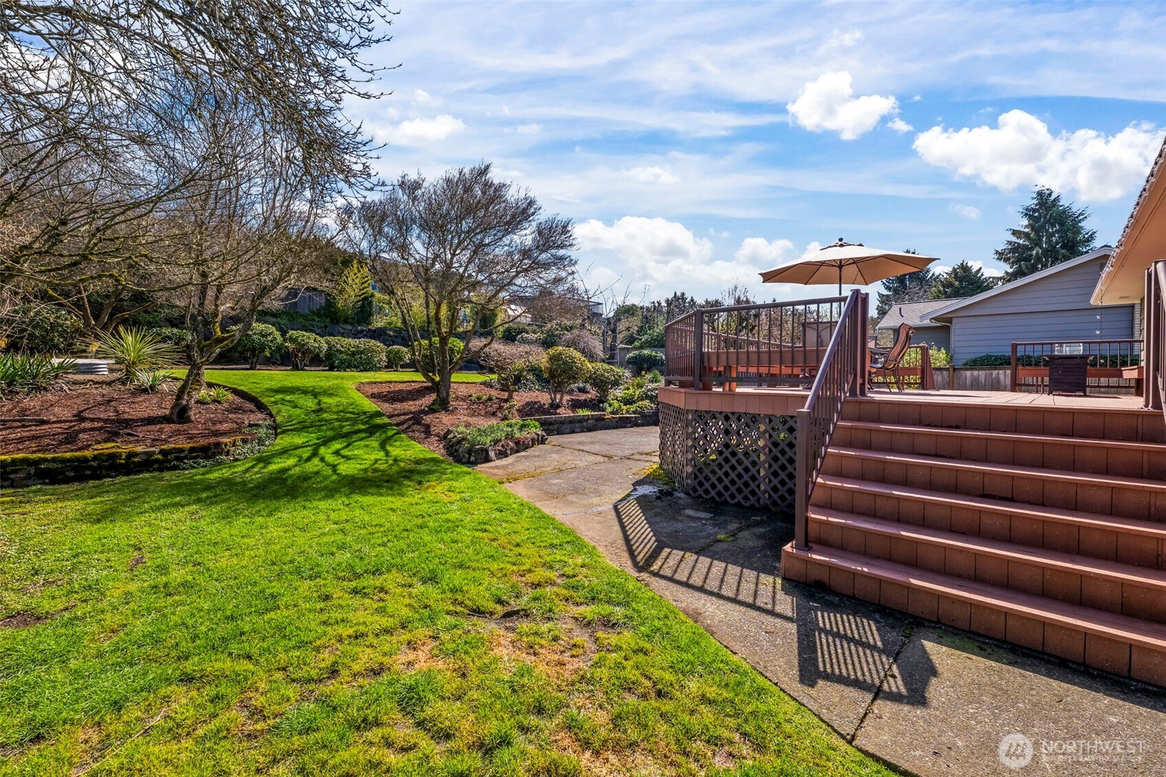 1841 N Lenore Drive , Tacoma, WA 98406