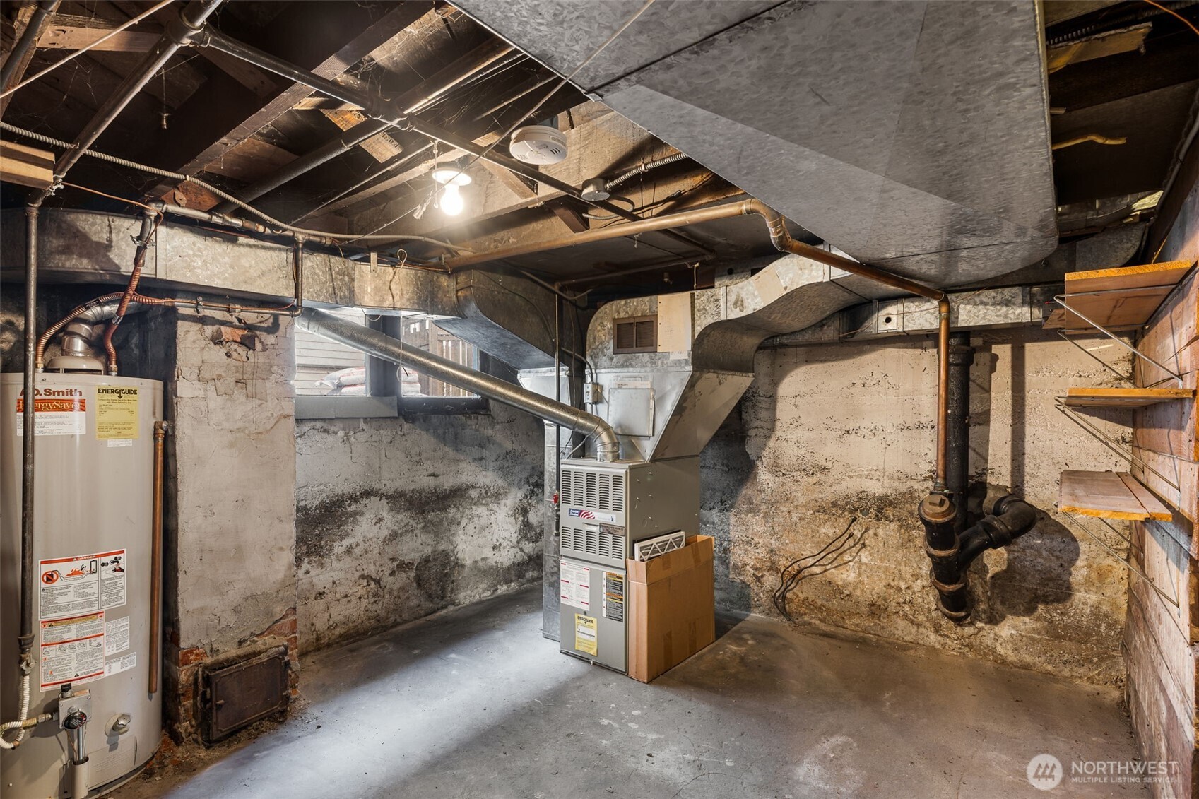 5519 12th Avenue NE, Seattle, WA 98105